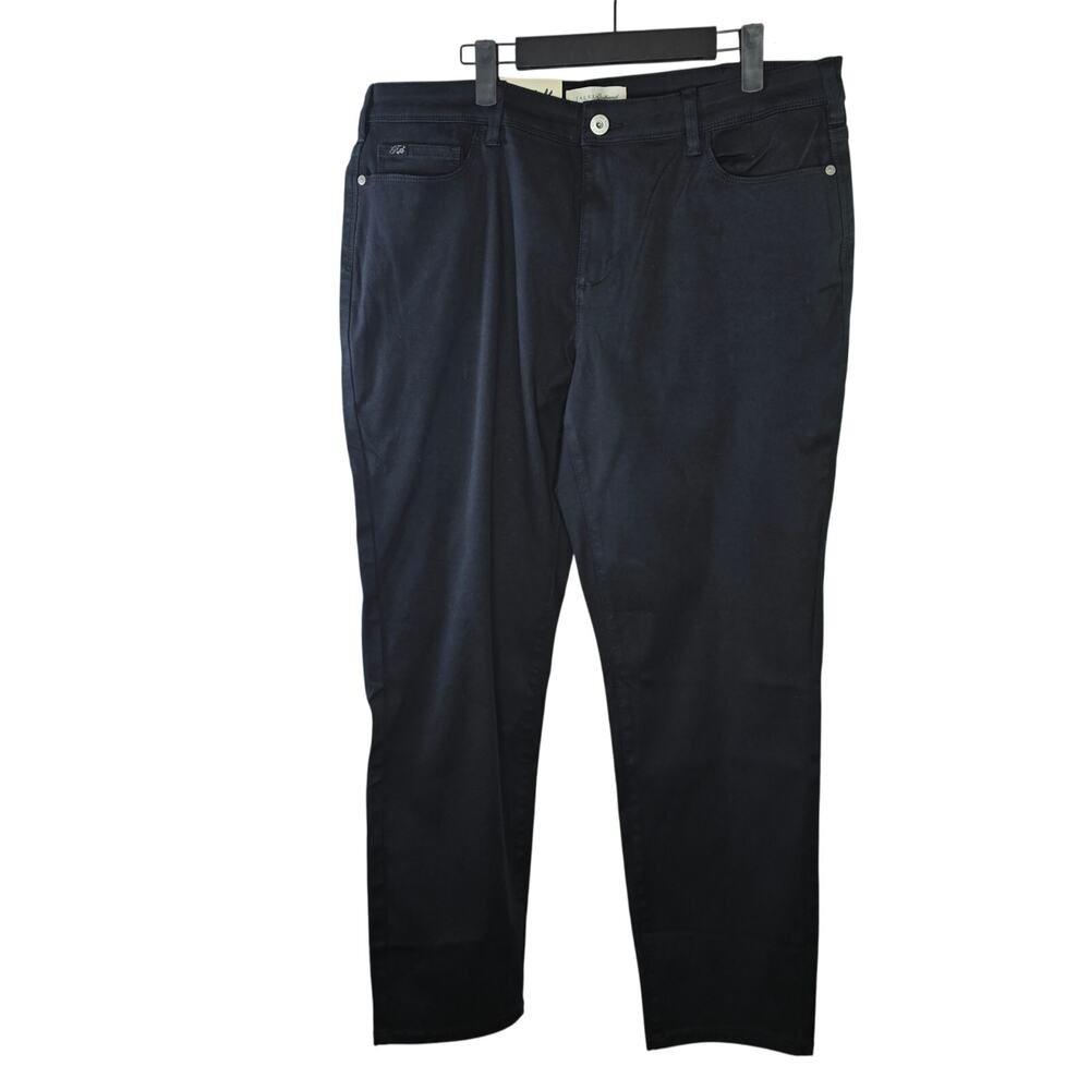 Jachs Girlfriend Black Straight Leg Ankle Pants Size 12  NWT